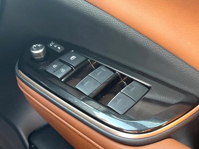 2025 Toyota CROWN CROSSOVER — миниатюра 37