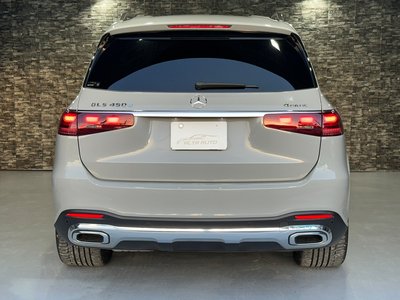 2024 Mercedes-BENZ GLS photo 5