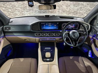 2024 Mercedes-BENZ GLS photo 6