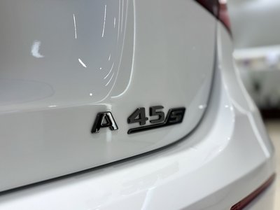 2025 Mercedes-BENZ A-CLASS AMG — фото 15