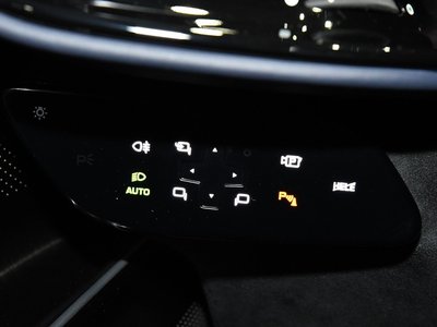 صورة 31 لـ 2025 Ferrari 12 CILINDRI