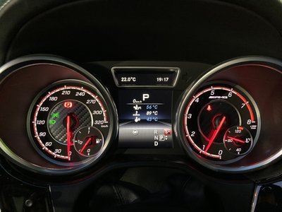 صورة 17 لـ 2016 Mercedes-BENZ GLE AMG
