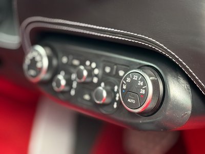 صورة مصغرة 28 لـ 2014 Ferrari 458 ITALIA