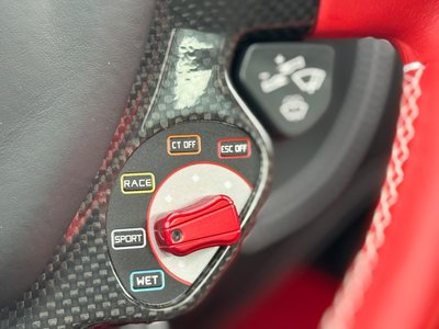 صورة مصغرة 29 لـ 2014 Ferrari 458 ITALIA