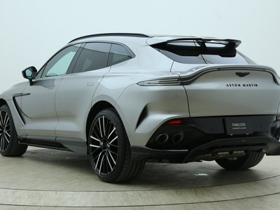 2024 Aston Martin DBX photo 8