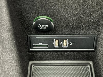 2024 Aston Martin DBX 照片 70