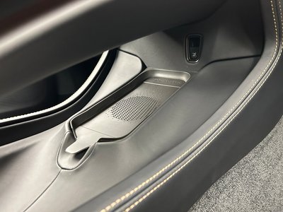 2024 Aston Martin DBX 照片 64