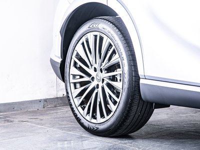 صورة مصغرة 44 لـ 2023 Lexus RX