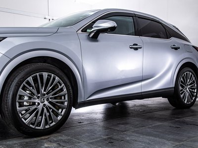 صورة مصغرة 21 لـ 2023 Lexus RX