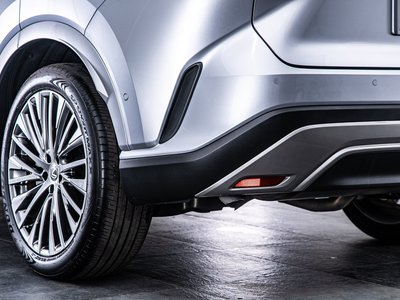 صورة مصغرة 34 لـ 2023 Lexus RX