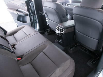 صورة مصغرة 55 لـ 2023 Lexus RX