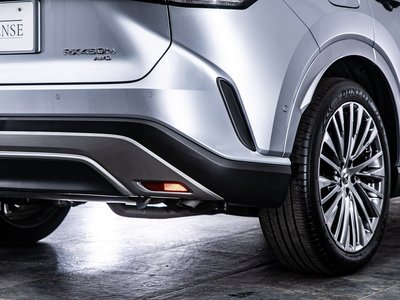 صورة مصغرة 30 لـ 2023 Lexus RX