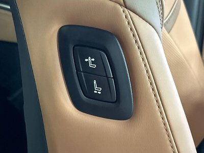 صورة 37 لـ 2025 Toyota CROWN SPORT