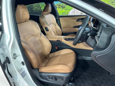 صورة 8 لـ 2025 Toyota CROWN SPORT