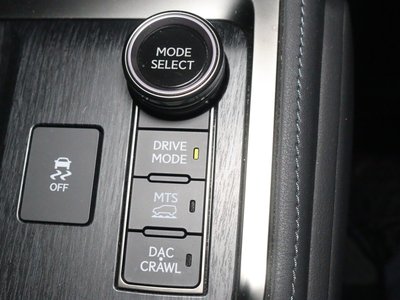 2025 Lexus GX — фото 35