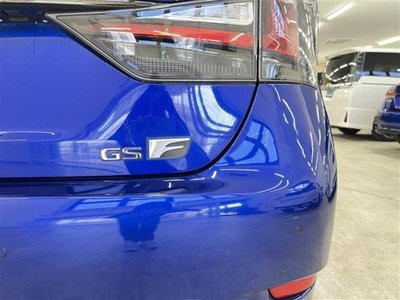 2016 Lexus GS F — фото 14