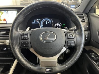 2016 Lexus GS F — фото 27