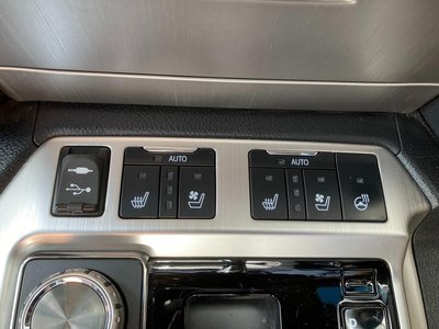 2015 Toyota LAND CRUISER 200 — фото 18