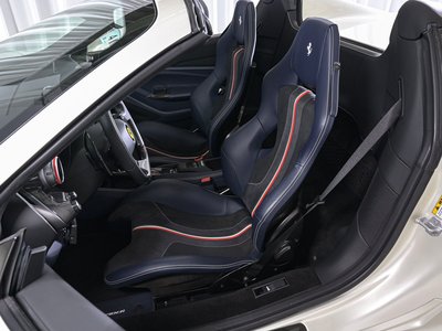 2021 Ferrari F8 SPIDER — фото 4