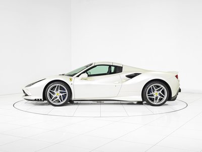 2021 Ferrari F8 SPIDER — фото 9