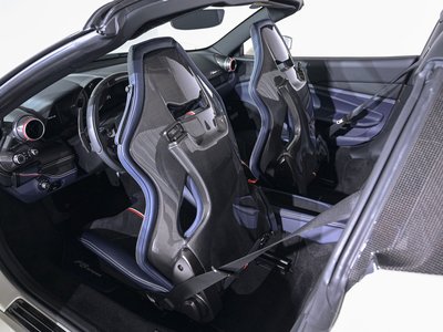 2021 Ferrari F8 SPIDER — фото 30