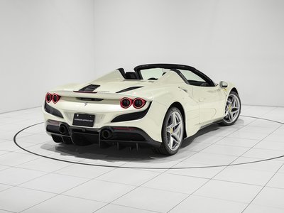 2021 Ferrari F8 SPIDER — фото 35