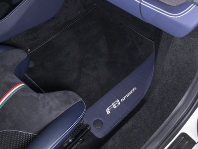 2021 Ferrari F8 SPIDER — фото 23