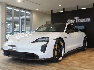 صورة 1 لـ 2021 Porsche TAYCAN