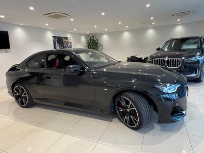 2025 BMW 2 SERIES COUPE photo 3