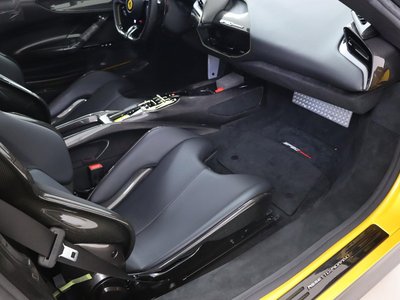 2022 Ferrari SF90 STRADALE 缩略图 25