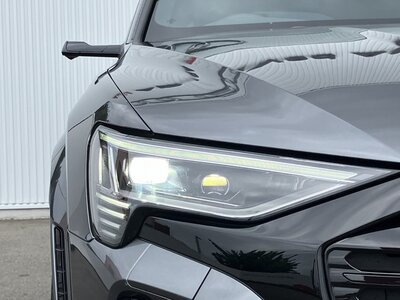 2024 AUDI SQ8 SPORTBACK E-TRON photo 16