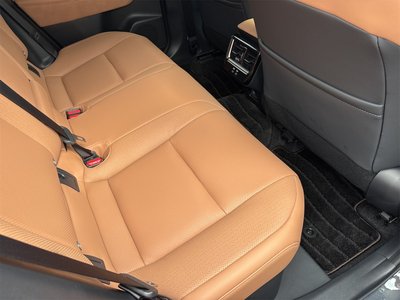 2024 Toyota CROWN SPORT photo 12