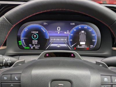 2025 Toyota CROWN SPORT 照片 12