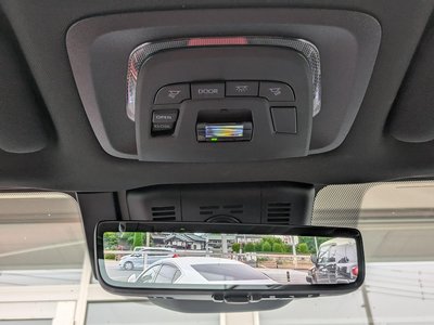 2025 Toyota CROWN SPORT 照片 60