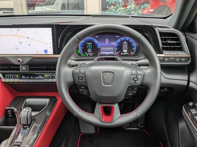 2025 Toyota CROWN SPORT 照片 11