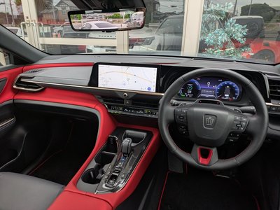 2025 Toyota CROWN SPORT 照片 47