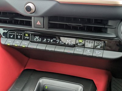 2025 Toyota CROWN SPORT 照片 55
