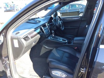 صورة 3 لـ 2015 Porsche MACAN
