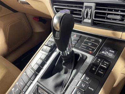 صورة مصغرة 11 لـ 2021 Porsche MACAN