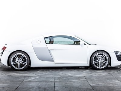 2011 AUDI R8 photo 8