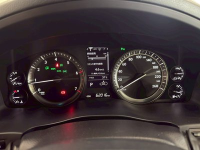 2018 Lexus LX thumbnail 27