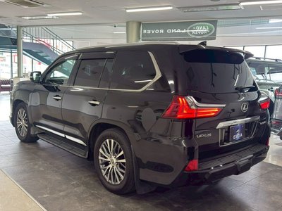 2018 Lexus LX photo 7