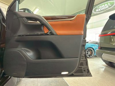 2018 Lexus LX thumbnail 53