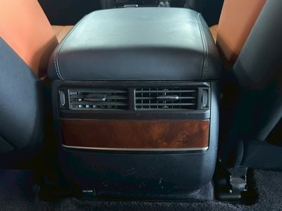 2018 Lexus LX thumbnail 50