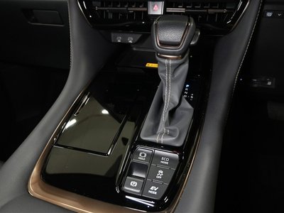 2023 Toyota ALPHARD — фото 10