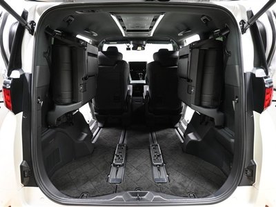 2023 Toyota ALPHARD — фото 30