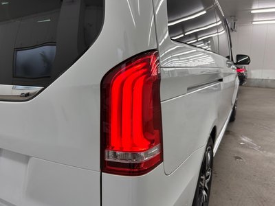 2023 Mercedes-BENZ V-CLASS photo 9