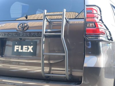 2020 Toyota LAND CRUISER PRADO — миниатюра 18