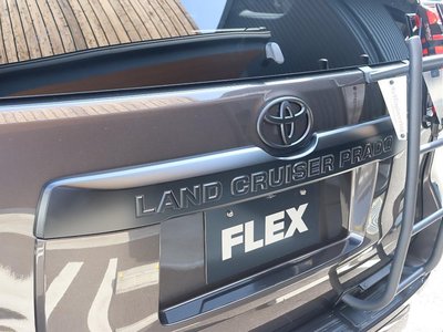 2020 Toyota LAND CRUISER PRADO — миниатюра 27