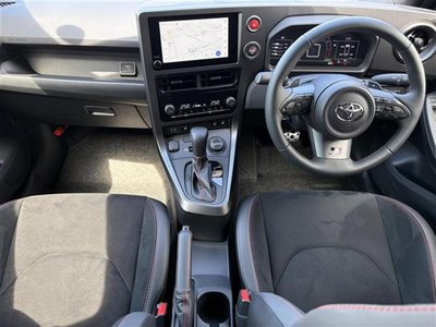 صورة 4 لـ 2025 Toyota GR YARIS